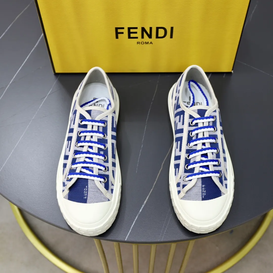 Factory price: 480 original order (couple model) Brand: FENDI Fendi 🙅‍♂️🙅‍♂️🙅‍♂️ Size: Female 35–40, Male 39-44 (45 can be customized) Grade: Official website genuine Material: Imported original LoGO fabric upper Original comfortable lining TPU wear-resistant lightweight outsole Style category: Loafers New trendy shoes Color: actual picture color